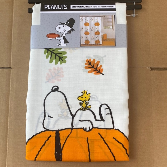 Peanuts Bath Peanuts Snoopy Woodstock Fall Thanksgiving Pumpkin